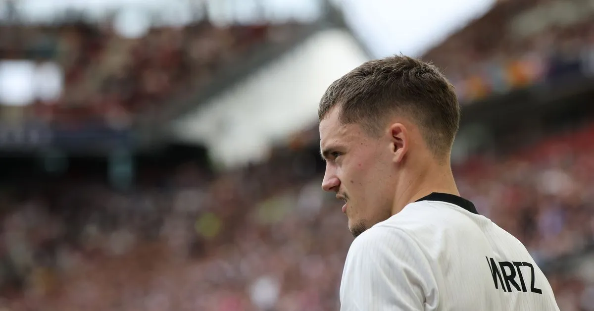"Saat satu pintu tertutup, pintu lain terbuka" — Bayern Munich berdamai dengan kegagalan mendapatkan Florian Wirtz