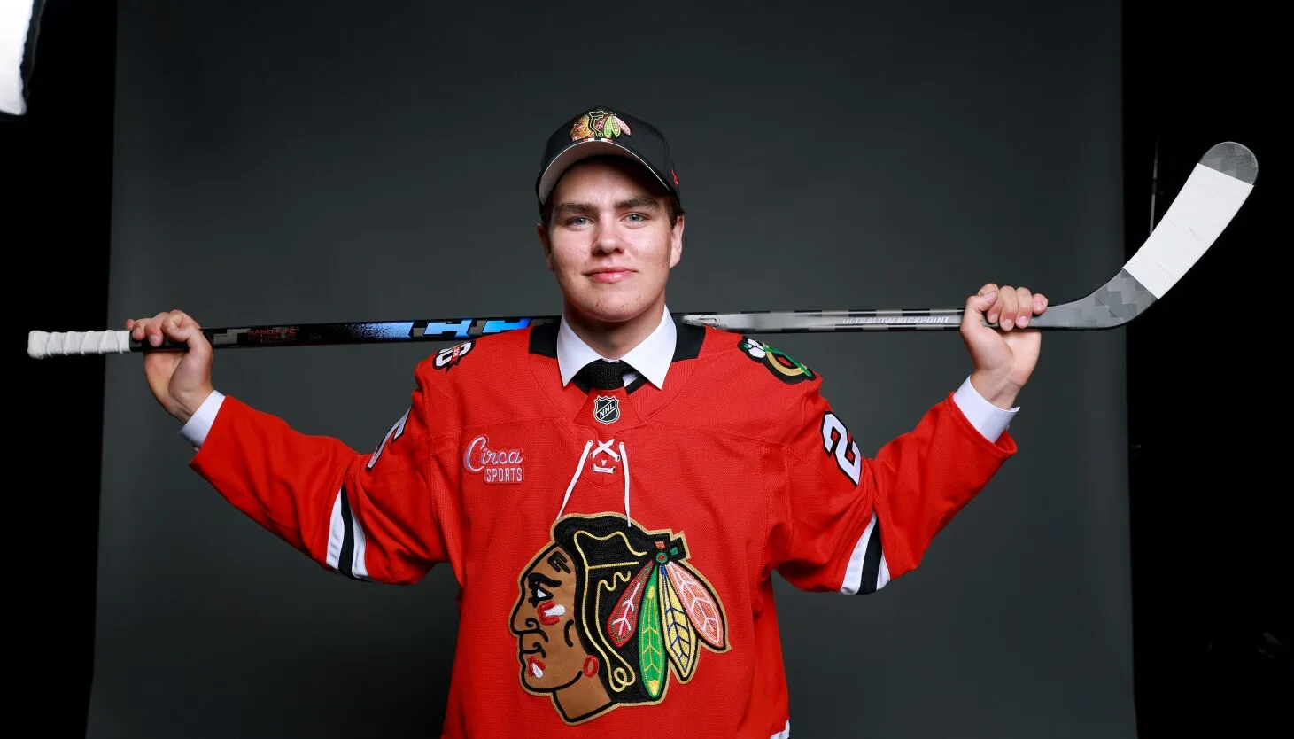 Blackhawks Pilih Anton Frondell, 'Tank di Es', dengan Pilihan No. 3 - Chicago Sun
